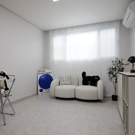 H House Yeonnam Apartment Seoul Exterior photo