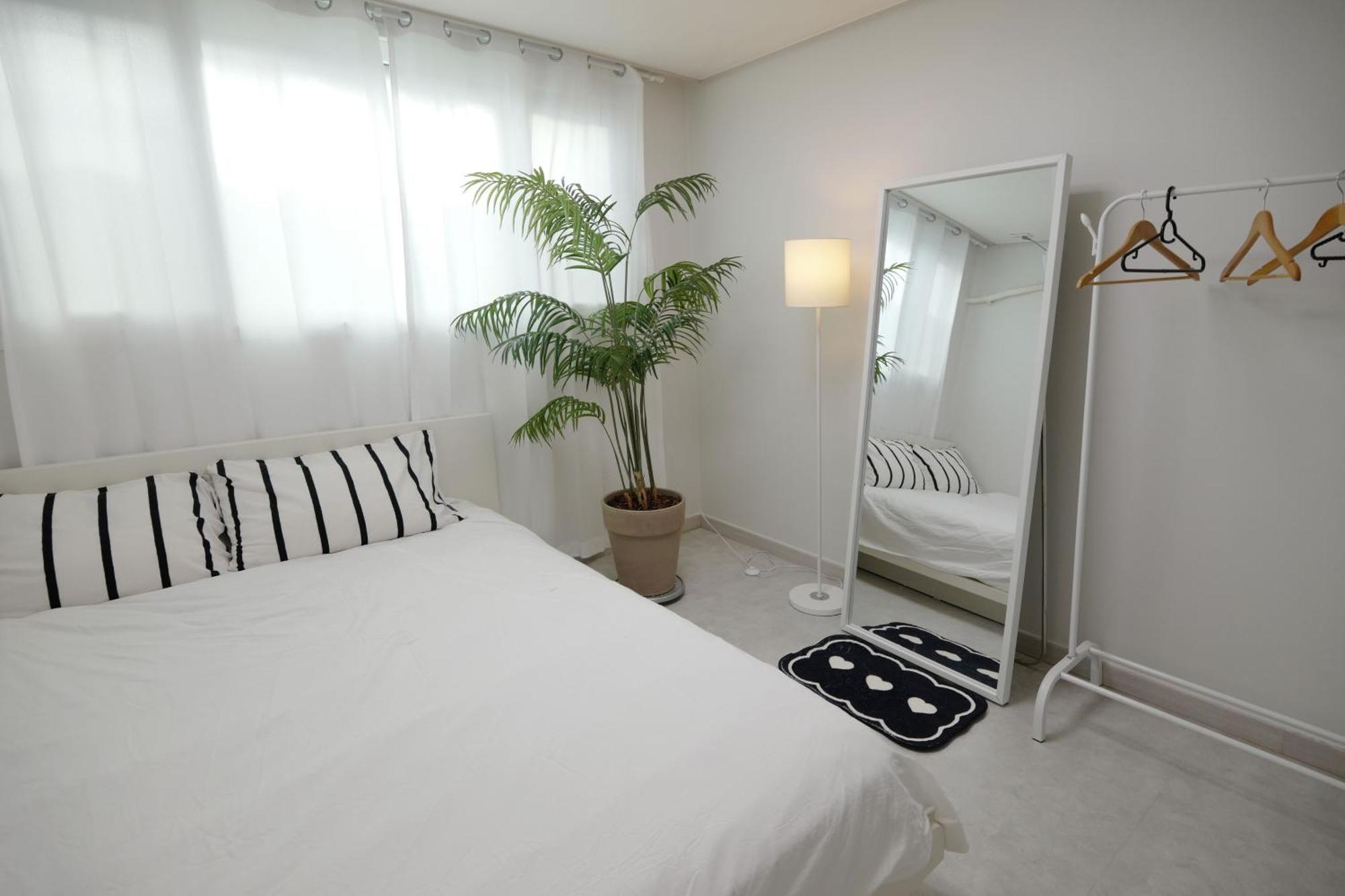 H House Yeonnam Apartment Seoul Exterior photo