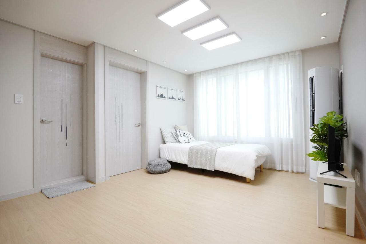 H House Yeonnam Apartment Seoul Exterior photo