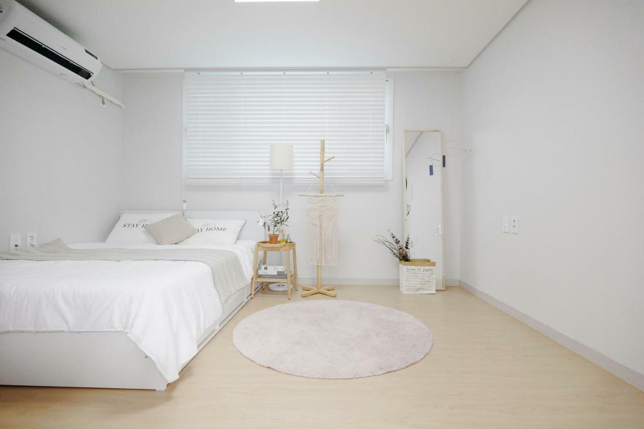 H House Yeonnam Apartment Seoul Exterior photo